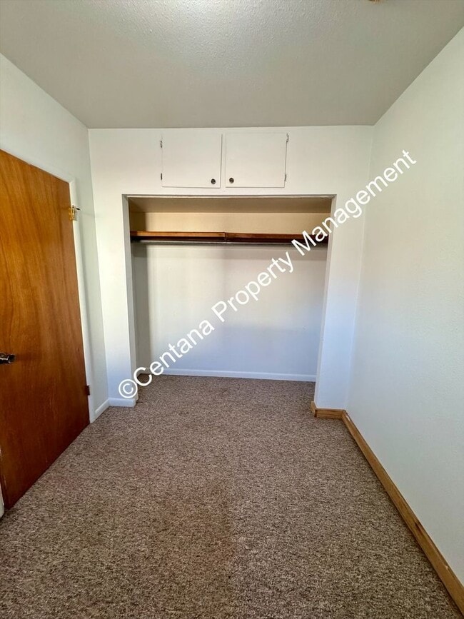 Building Photo - 2 bedroom 1 Bath House
