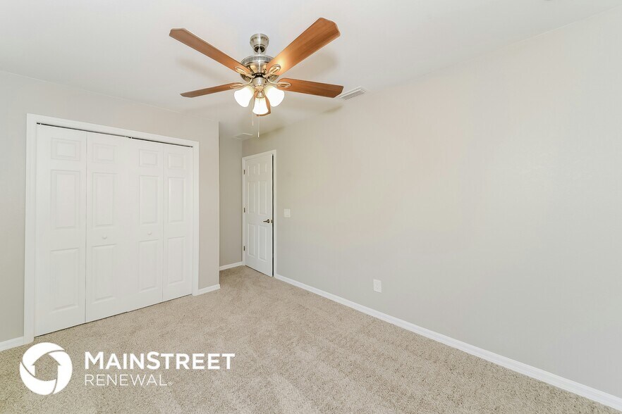 Building Photo - 1366 Fairoaks Dr