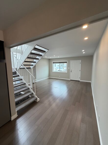 Building Photo - 1017 Morningside Dr