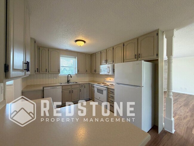 Building Photo - 3138 Whitesell Dr