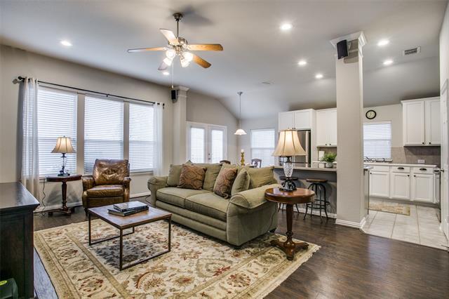 Building Photo - 2007 Highland Dr