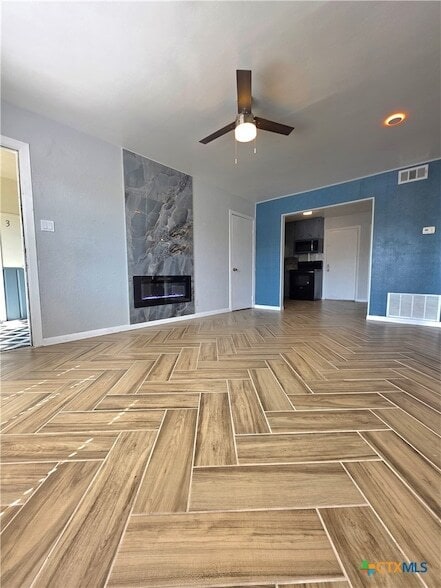 Building Photo - 805 Sissom Rd