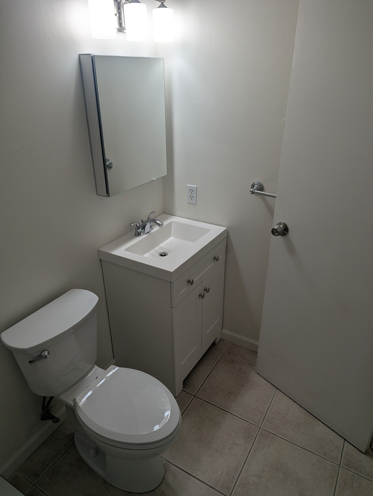 Building Photo - 72676 Willow St