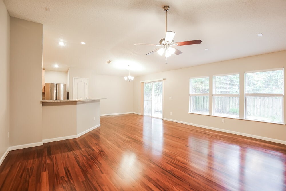 Building Photo - 1322 Dunns Lake Dr