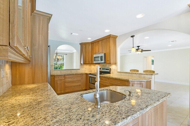 Building Photo - 1104 Little Harbor Dr