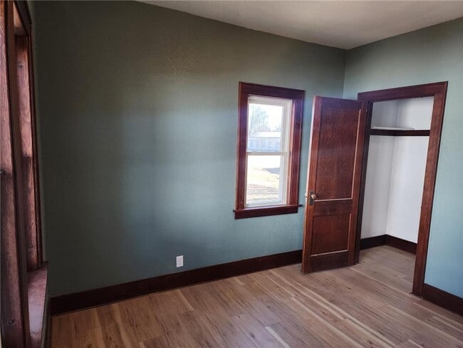 Building Photo - 1333 1st Ave