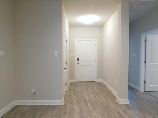 Building Photo - 5230 Mountain View Dr