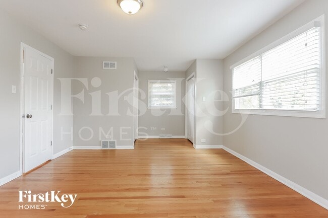 Building Photo - 23 Peyton Dr