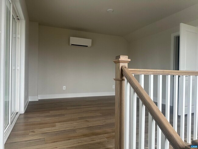 Building Photo - 2024 Calico Ct