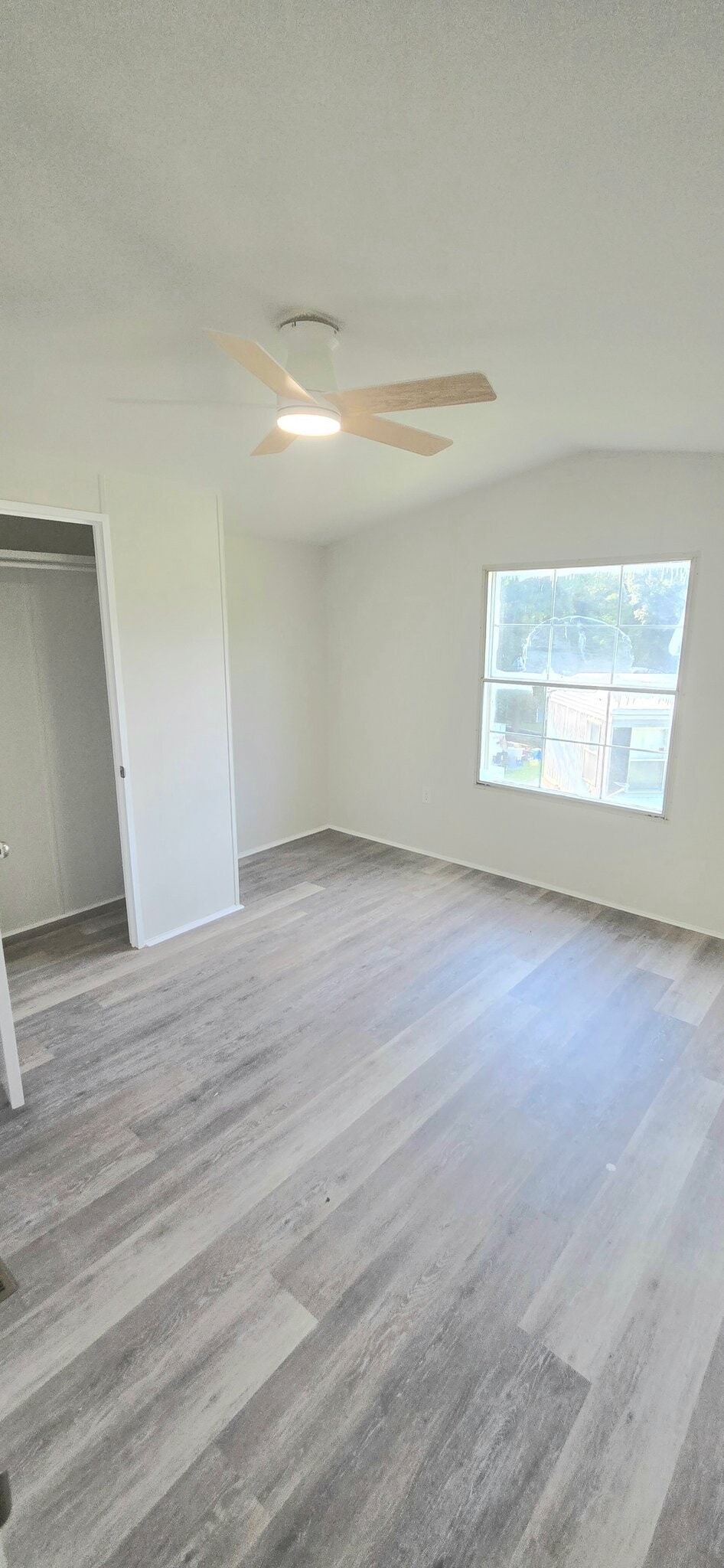 Building Photo - 968 Cy Cir