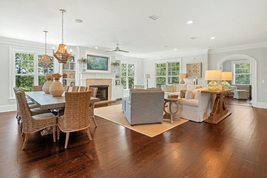 Building Photo - 743 Collins Meadow Dr