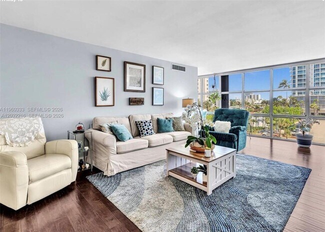 Building Photo - 6423 Collins Ave