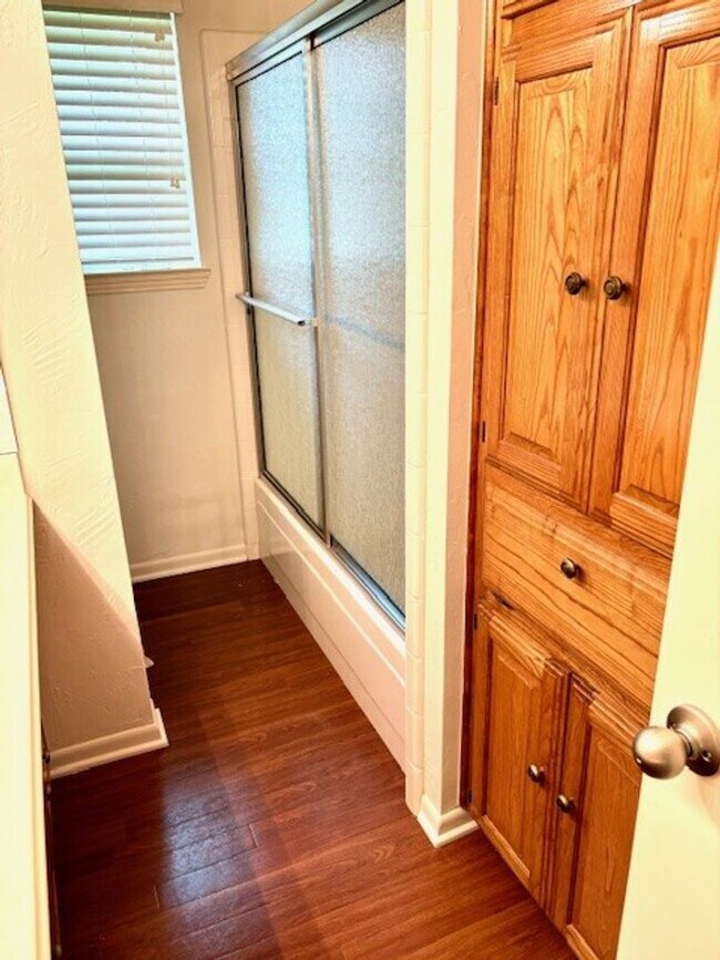 Building Photo - Charming 3-Bed, 2-Bath Home in China Sprin...