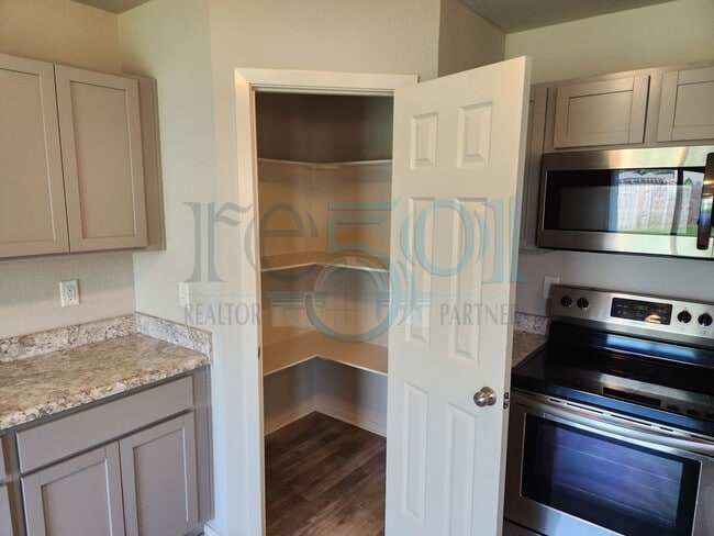 Building Photo - Modern Living in Wisteria: Contemporary 3-Bed 2-Bath Oasis Near I-430