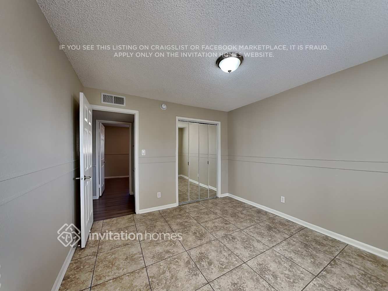 Building Photo - 243 E Cullumber Ave