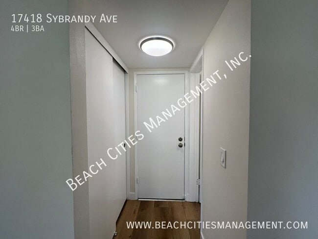 Building Photo - 17418 Sybrandy Ave