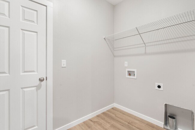 Building Photo - ? Brand-New 3 Bed, 2 Bath Home for Rent in Bolivar, MO — Summit Park ?