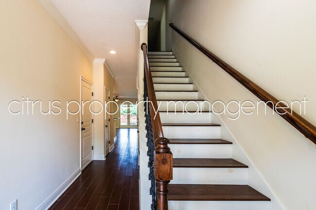 Building Photo - 1407 E Muriel St