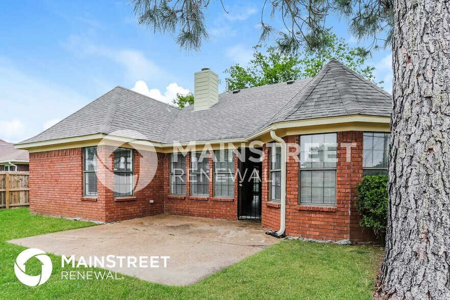 Building Photo - 5299 Shady Ridge Dr