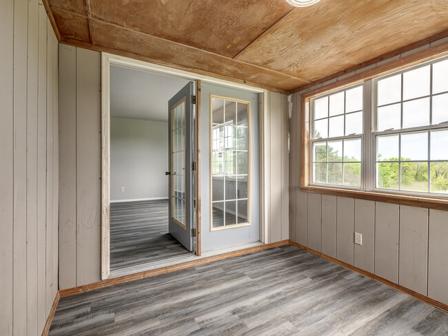 Building Photo - 11308 Meadow Ridge Ln