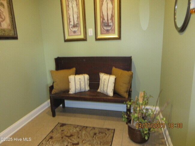 Building Photo - 108 Sea Star Cir