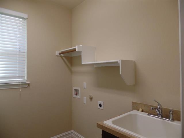 Building Photo - 1043 Enchanted Rock Dr
