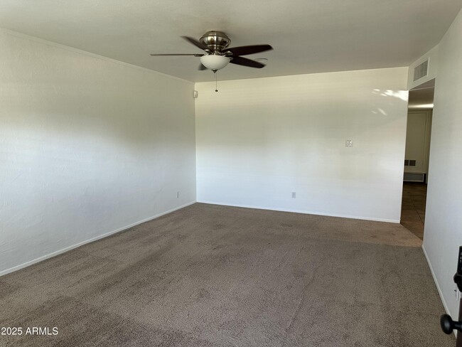 Building Photo - 3513 N Apache Way