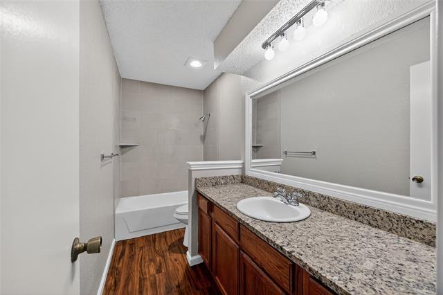 Building Photo - 2724 Countryside Ln