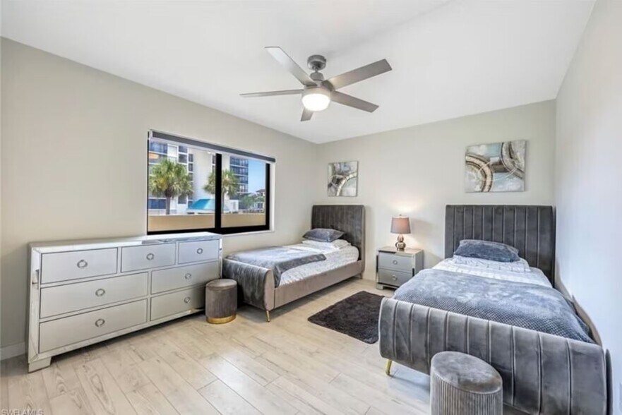Building Photo - 10475 Gulf Shore Dr