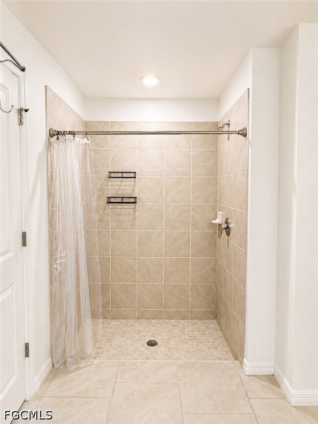 Building Photo - 4117 San Clemente Ct