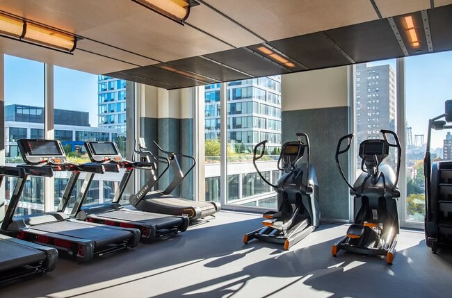 Building Photo - 50 Orchard St