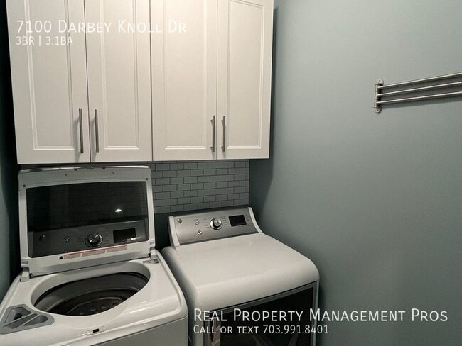 Building Photo - 7100 Darbey Knoll Dr