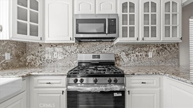 Building Photo - 8250 Whispering Tree Dr
