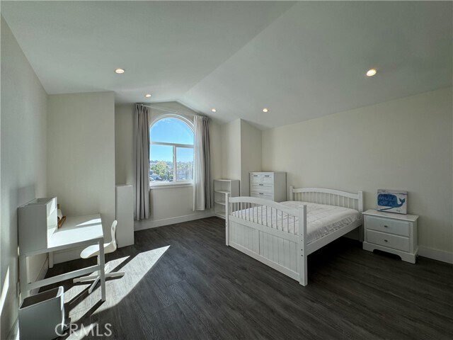 Building Photo - 13745 Moonshadow Pl