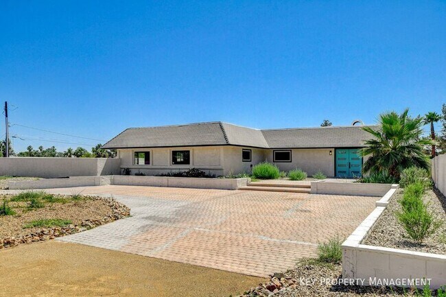 Building Photo - 3962 Euclid St