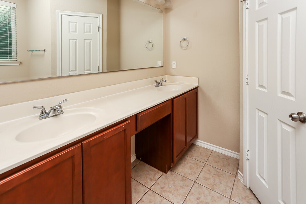 Building Photo - 10973 Caldwell Ln