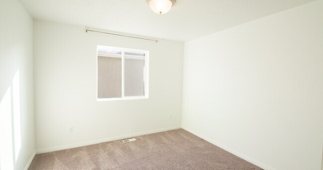 Building Photo - 1975 W 950 N