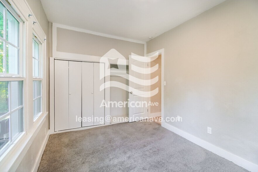 Building Photo - 1820 NW 14th St