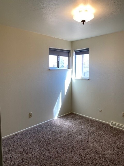Building Photo - 7427 S Fairfax Ct