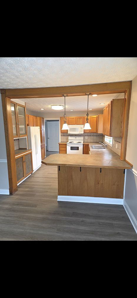 Building Photo - Single Family Home