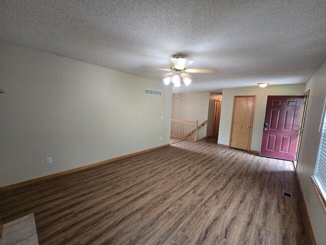 Building Photo - Huge three bedroom home available for rent
