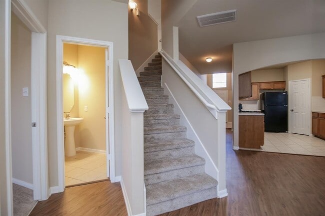 Building Photo - 4222 Barossa Valley Ln