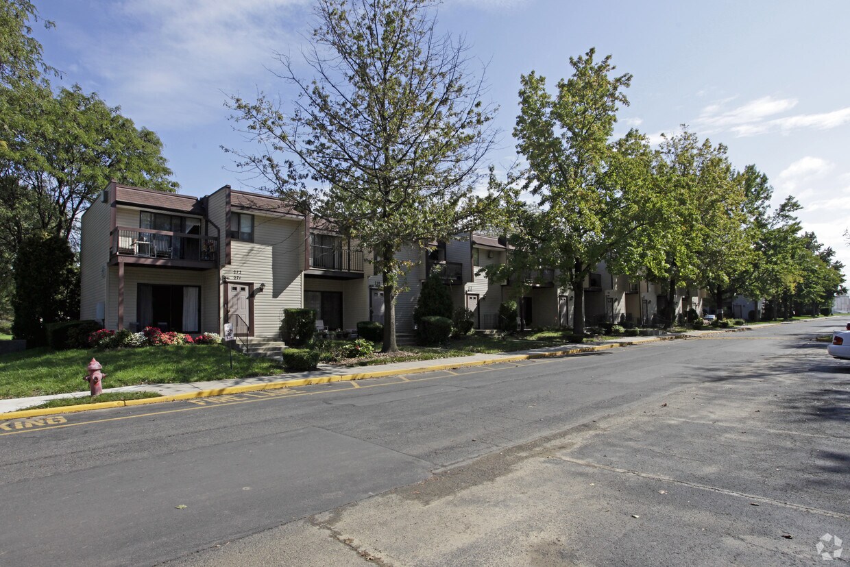 Country Commons Apartments Bensalem Pa Apartment Finder