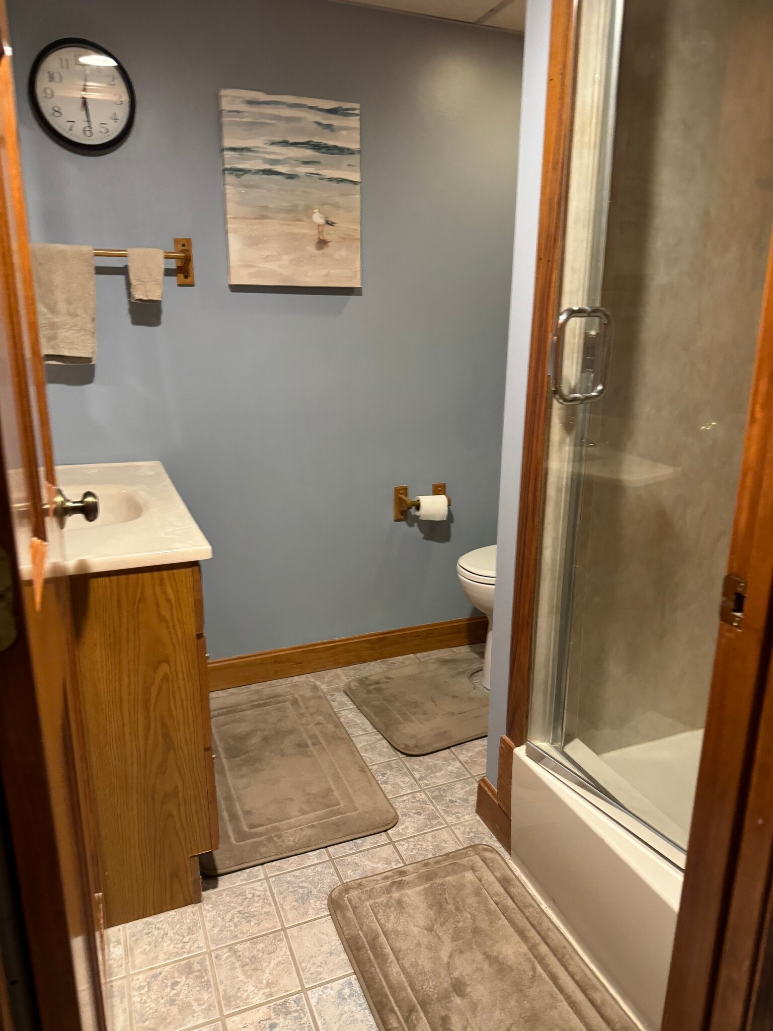 Bathroom - 421 Oakhill Ave