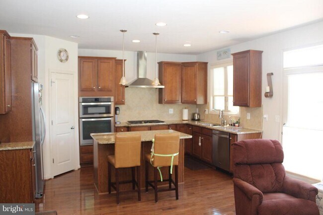 Building Photo - 42181 Castle Ridge Square