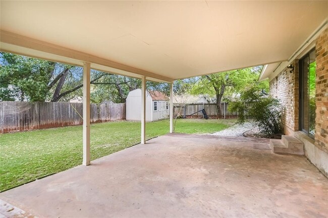 Building Photo - 3800 Palomar Ln