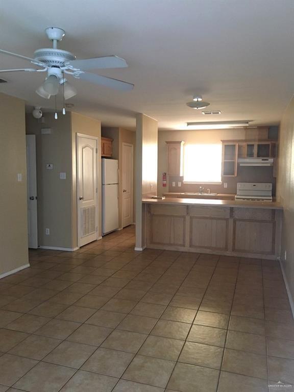 Building Photo - 1006 Lilia Dr