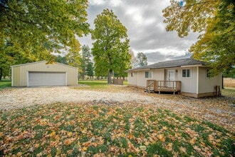 Building Photo - Single Family Home