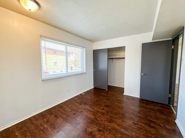 Building Photo - 2225 Lackland Rd