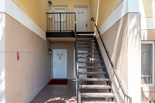 Building Photo - 815 Boynton Beach Blvd